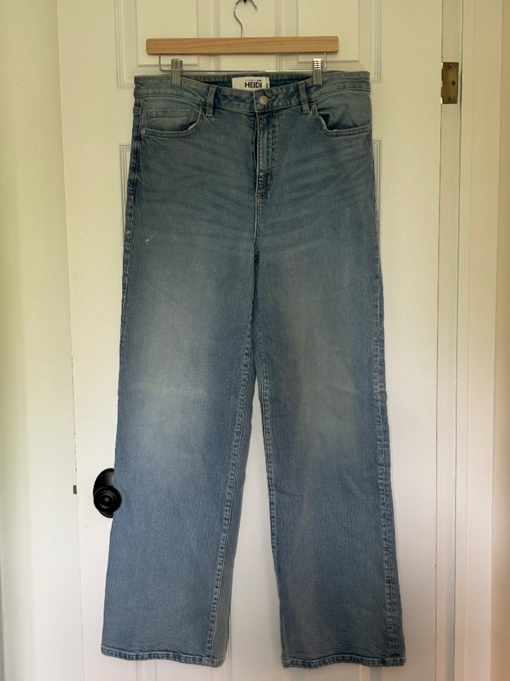 Size 32 Dynamite Heidi Wide Leg Jean